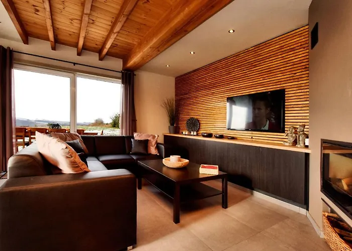Cozy Holiday Home in Ardennes with Sauna&Jacuzzi